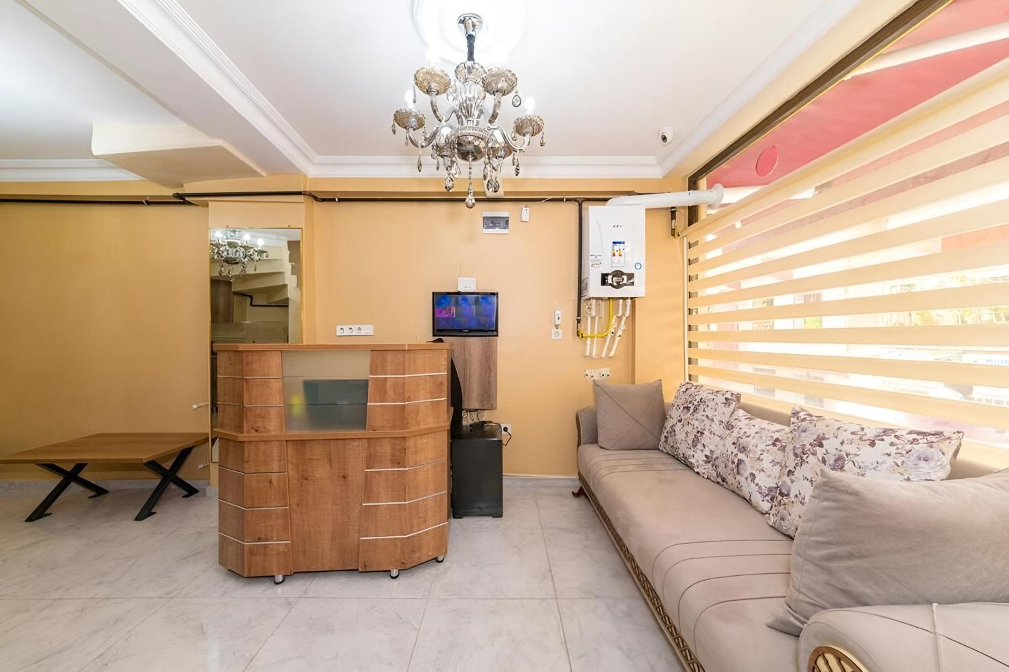 Grand Romanos Hotel Истанбул Екстериор снимка