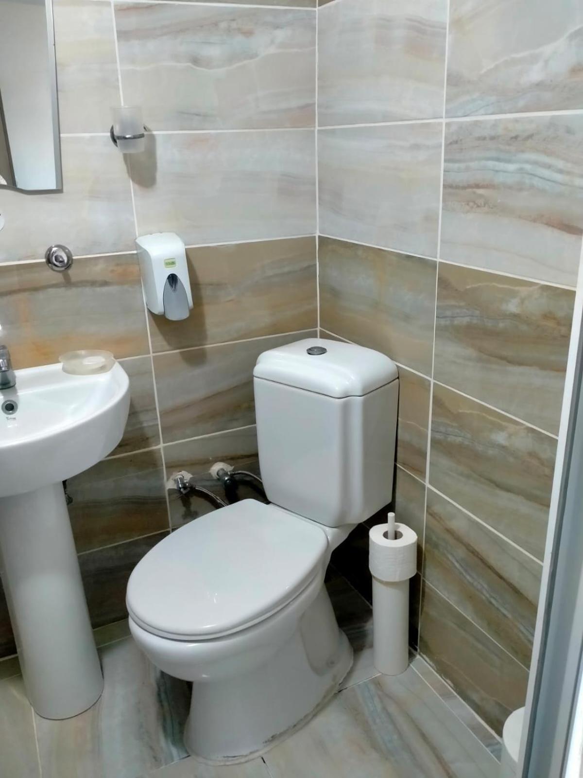 Grand Romanos Hotel Истанбул Екстериор снимка