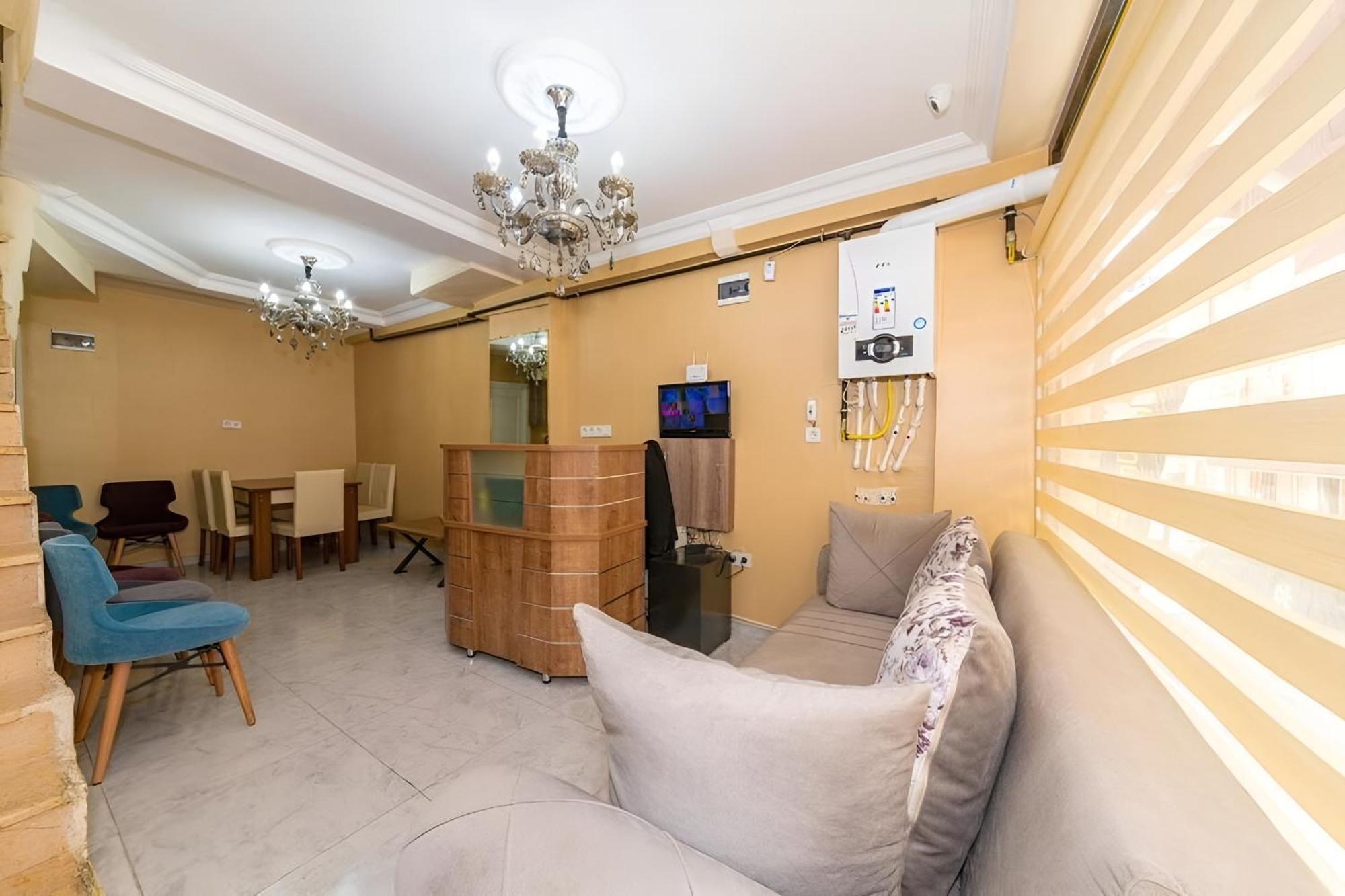 Grand Romanos Hotel Истанбул Екстериор снимка
