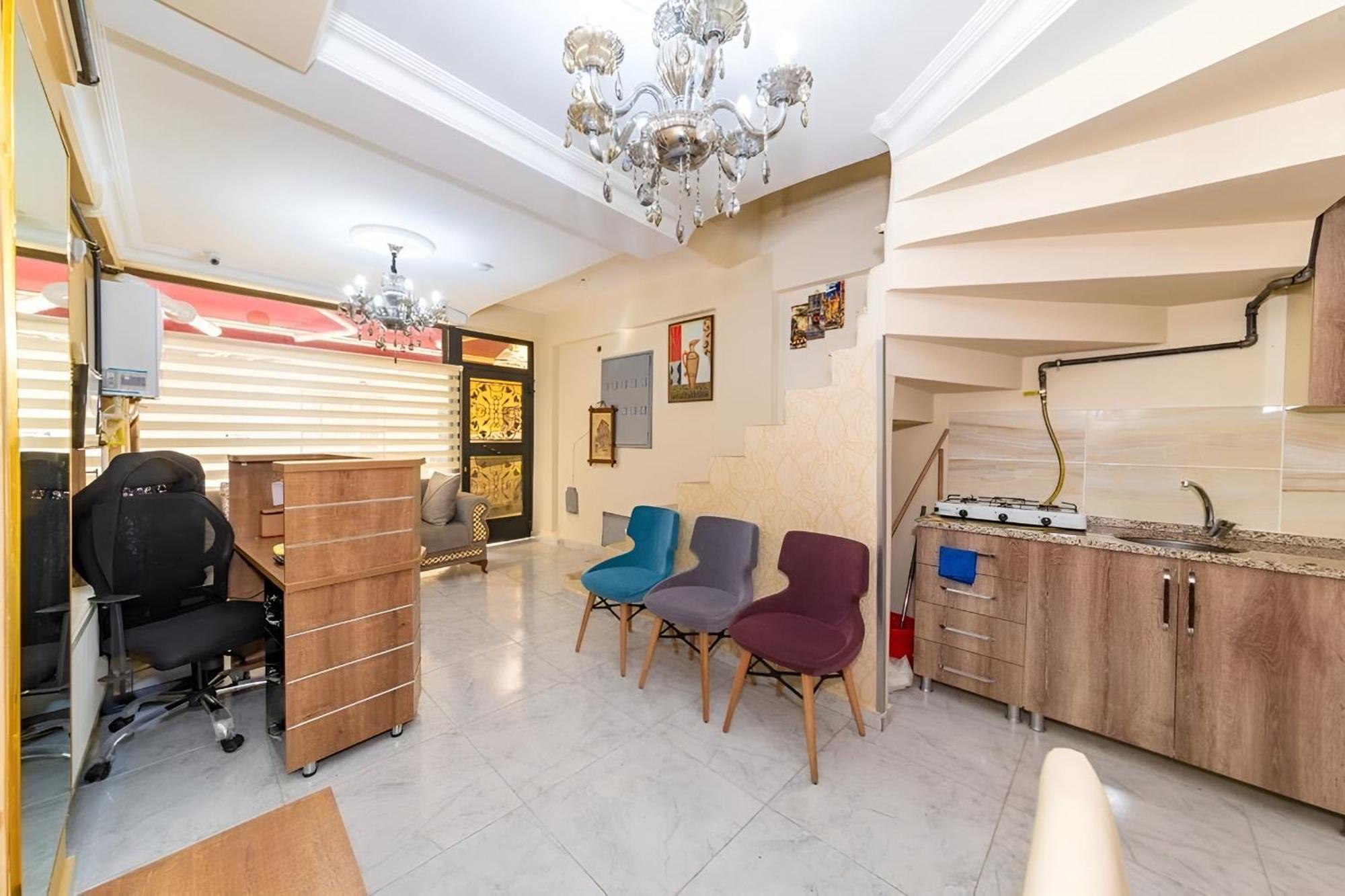 Grand Romanos Hotel Истанбул Екстериор снимка